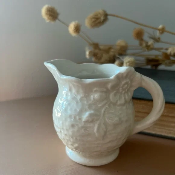 Vintage Shorter & Son Ltd. Staffordshire England Porcelain Creamer - Picture 2 of 7